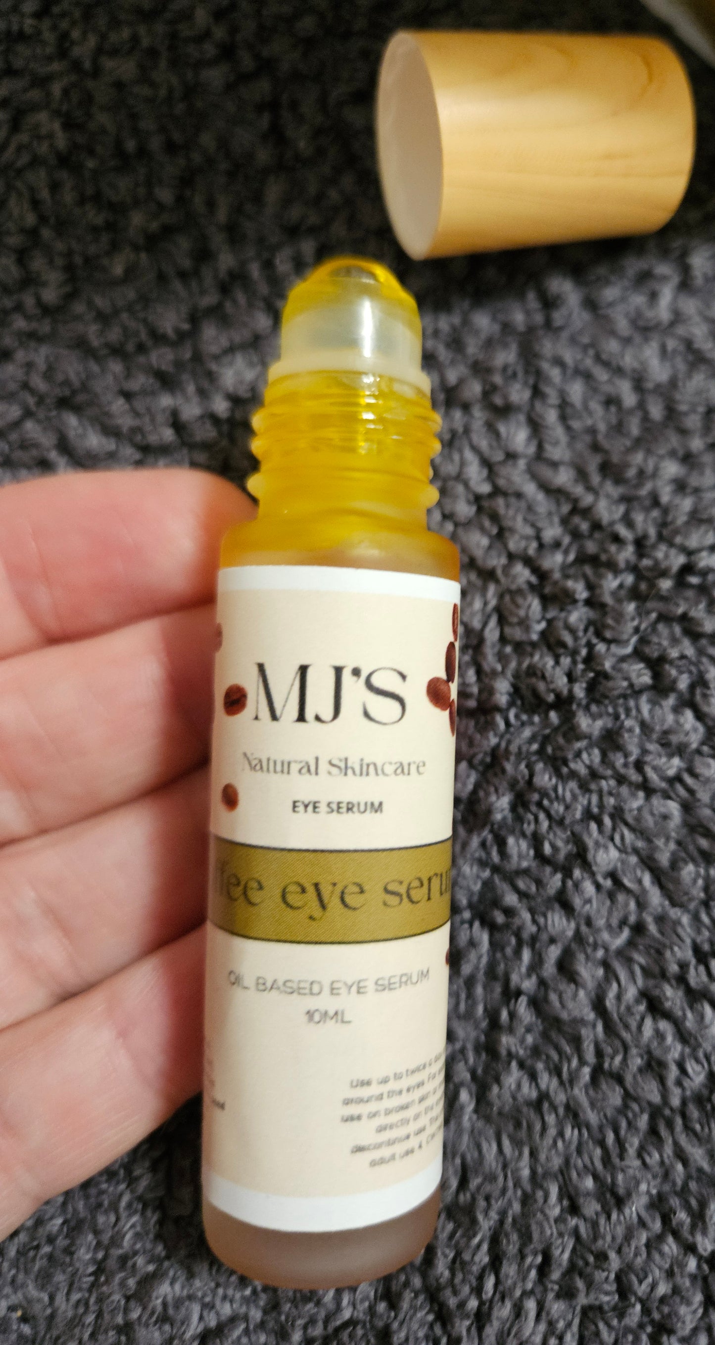 Coffee eye serum