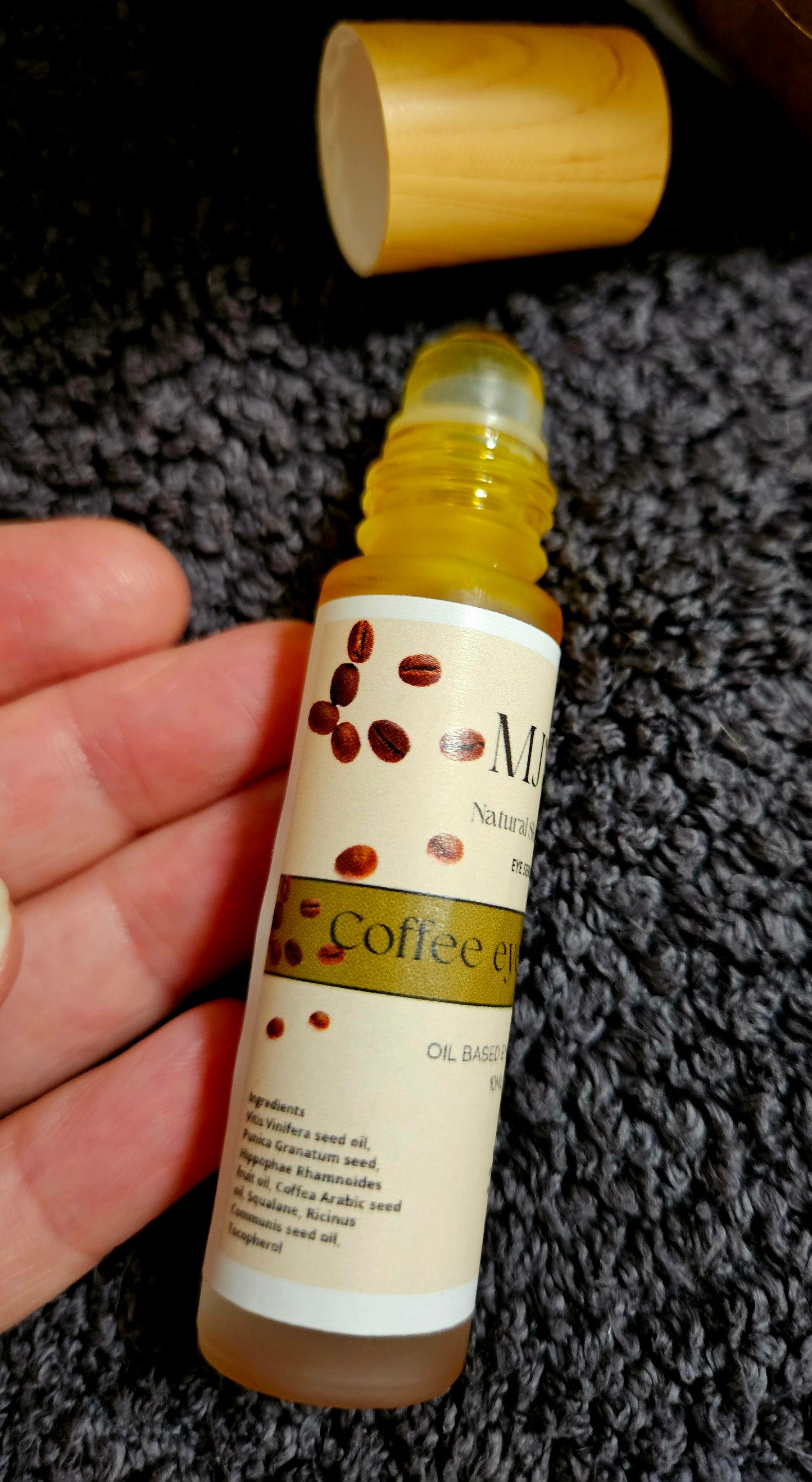 Coffee eye serum